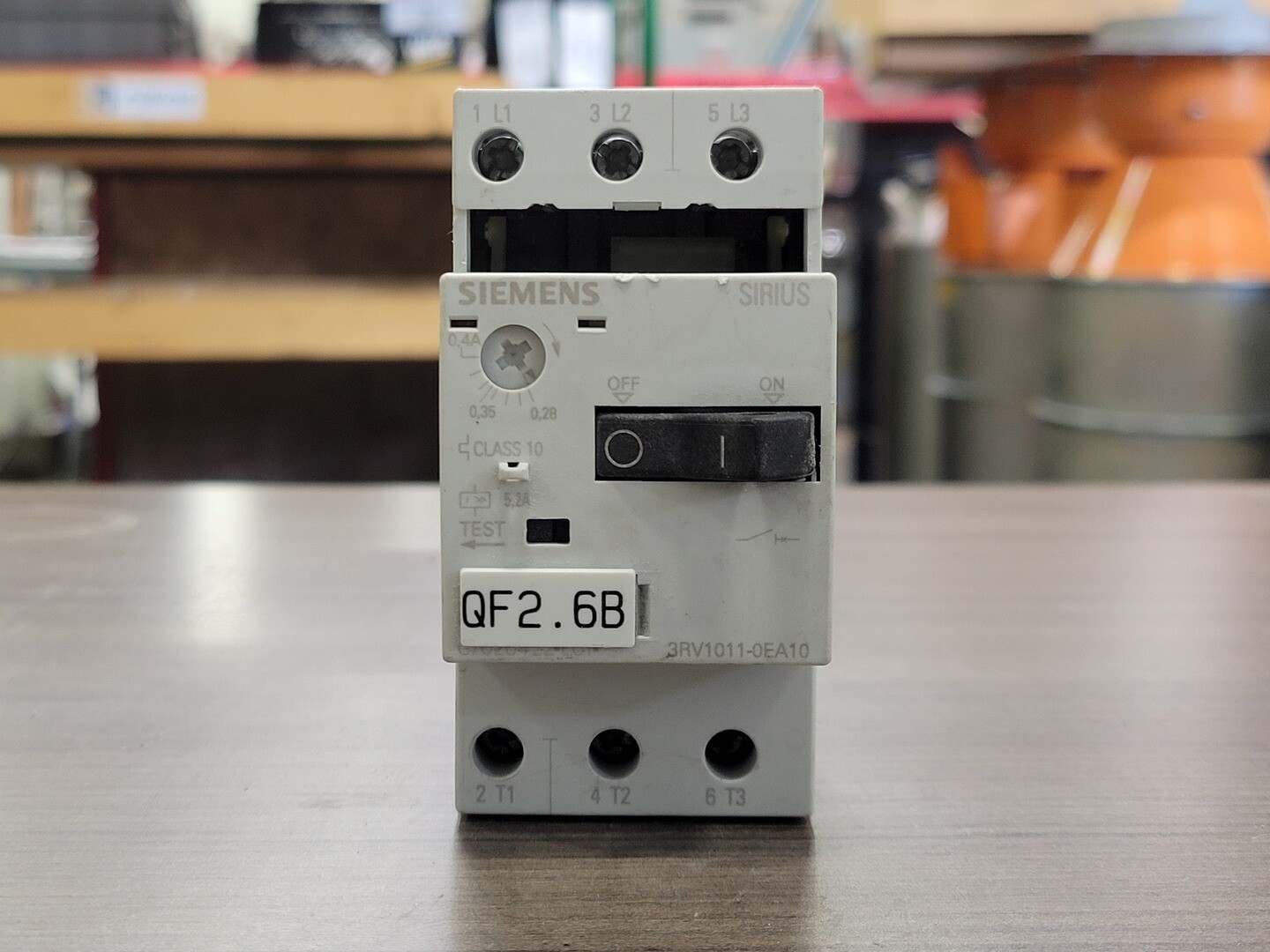 SIEMENS 0.28-0.4 Amp 3 Pole Circuit Breaker 3RV1011-0EA10