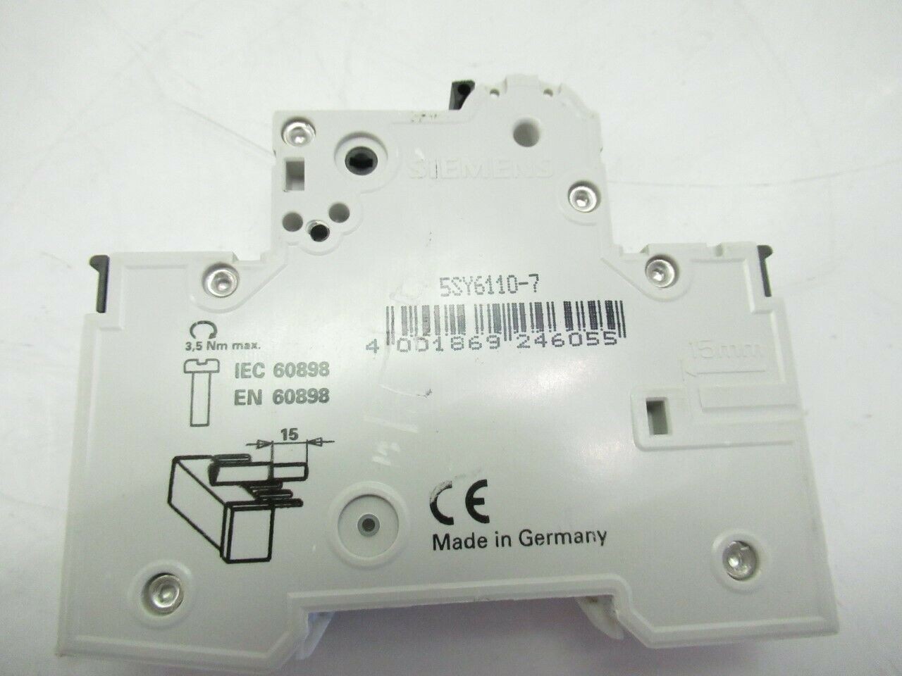 5SY6110-7 5SY61107 SIEMENS CIRCUIT BREAKER. IEC 60898, EN 60898. (used tested)