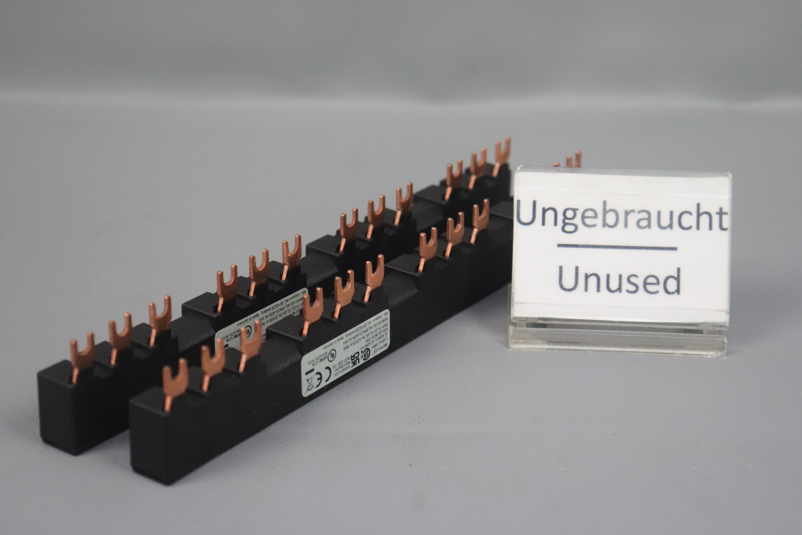 Siemens 2x 3RV1915-2CB 3-Phase Busbar 63A 690V Unused
