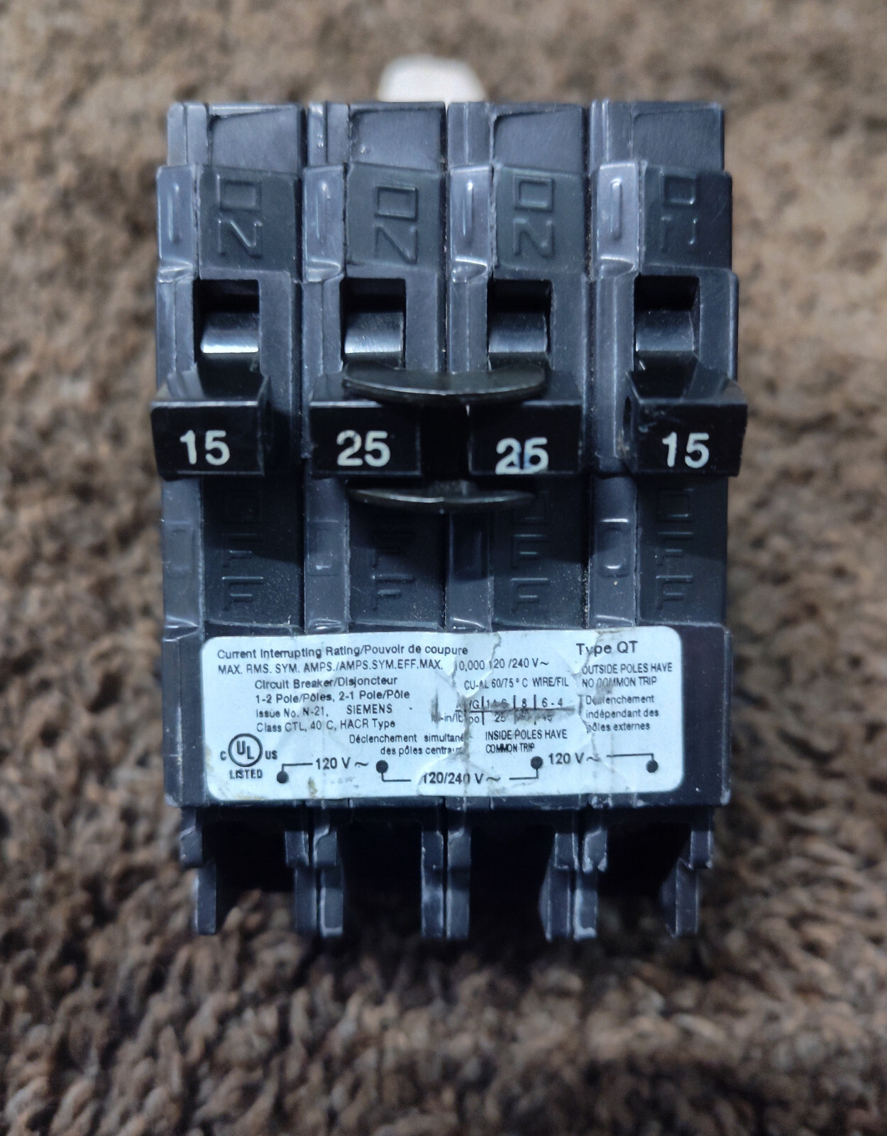 Siemens Q21525CT 4 Pole Tandem Quadplex 15-25 AMP Type QT Circuit Breaker