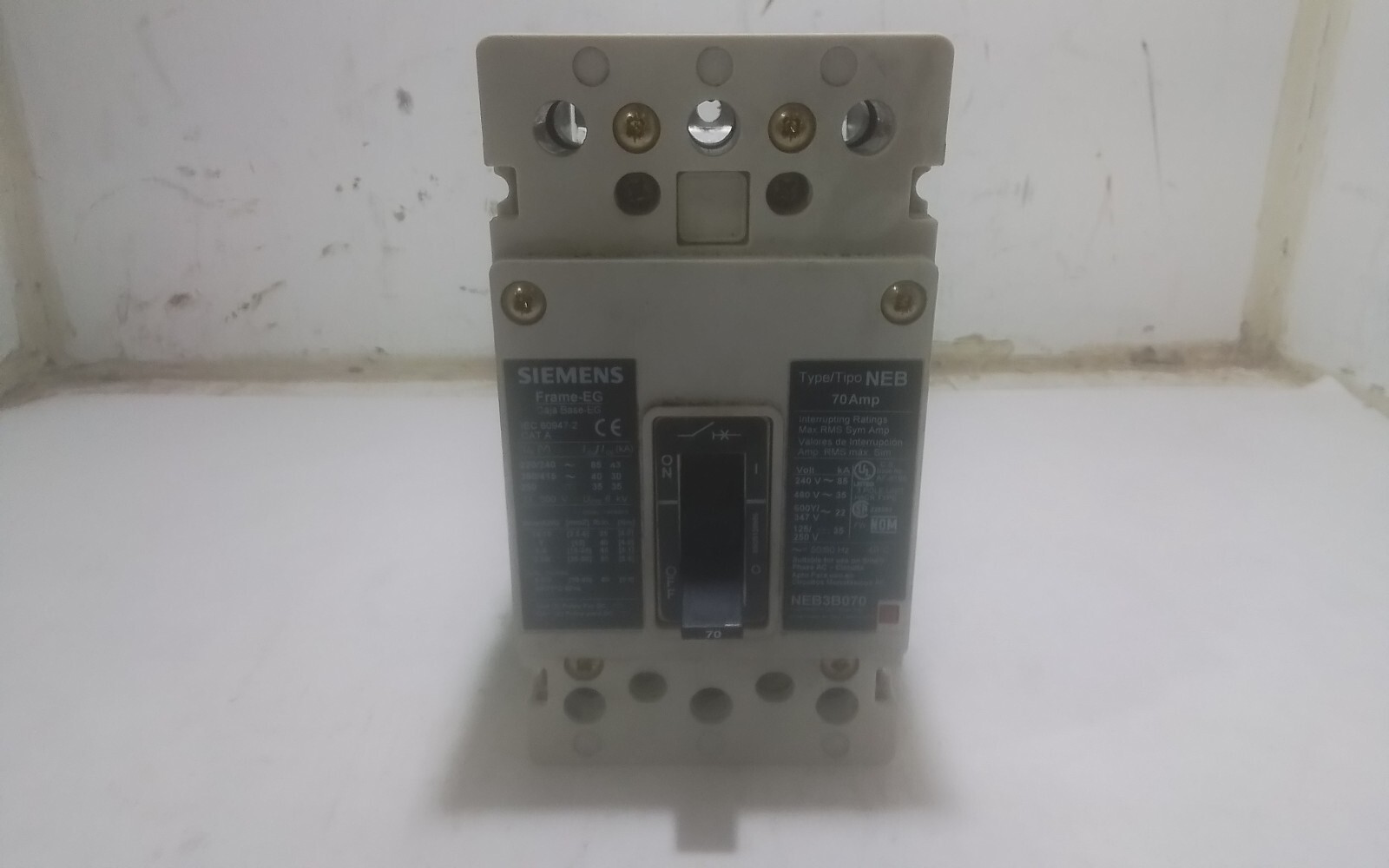 Siemens NEB3B070 Circuit Breaker 70 Amp (WP29)