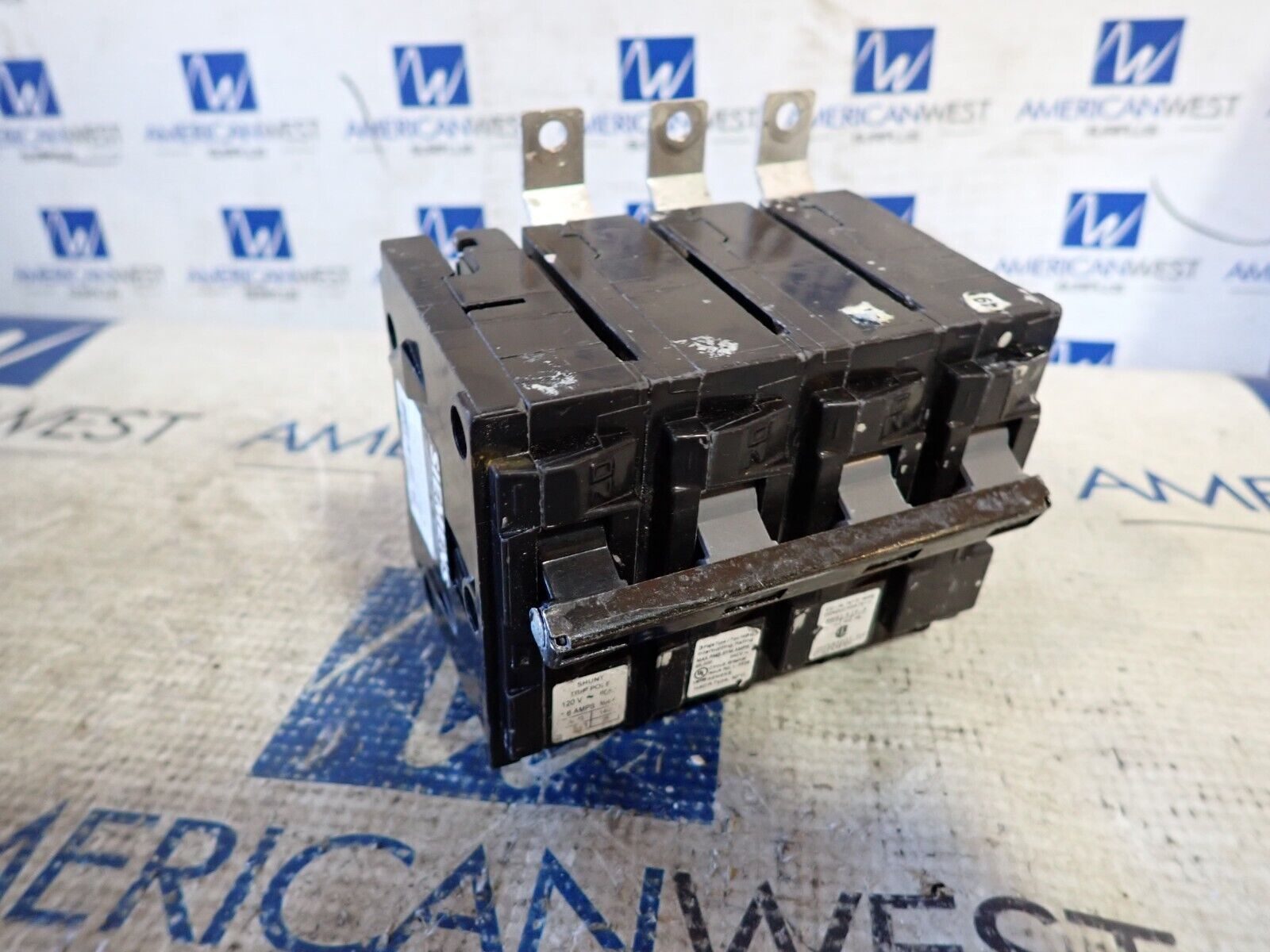 Siemens B345HH00S01 3 pole 45 amp 65kA 240v Bolt on Shunt Trip Breaker
