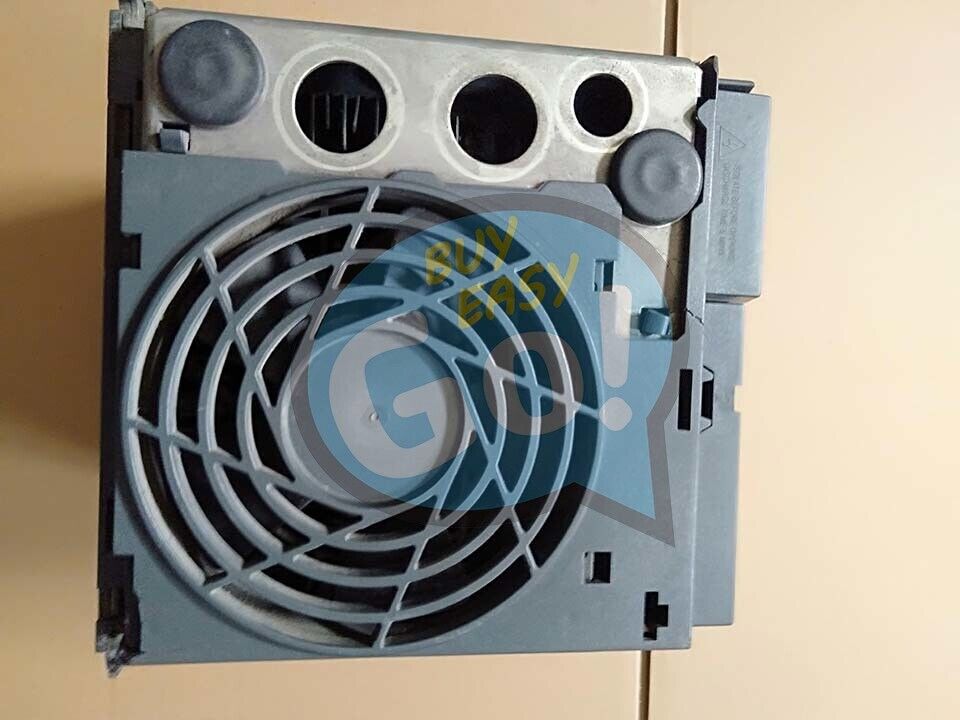 1PCS SIEMENS 6SE3221-0DC40 Micromaster Vector USED