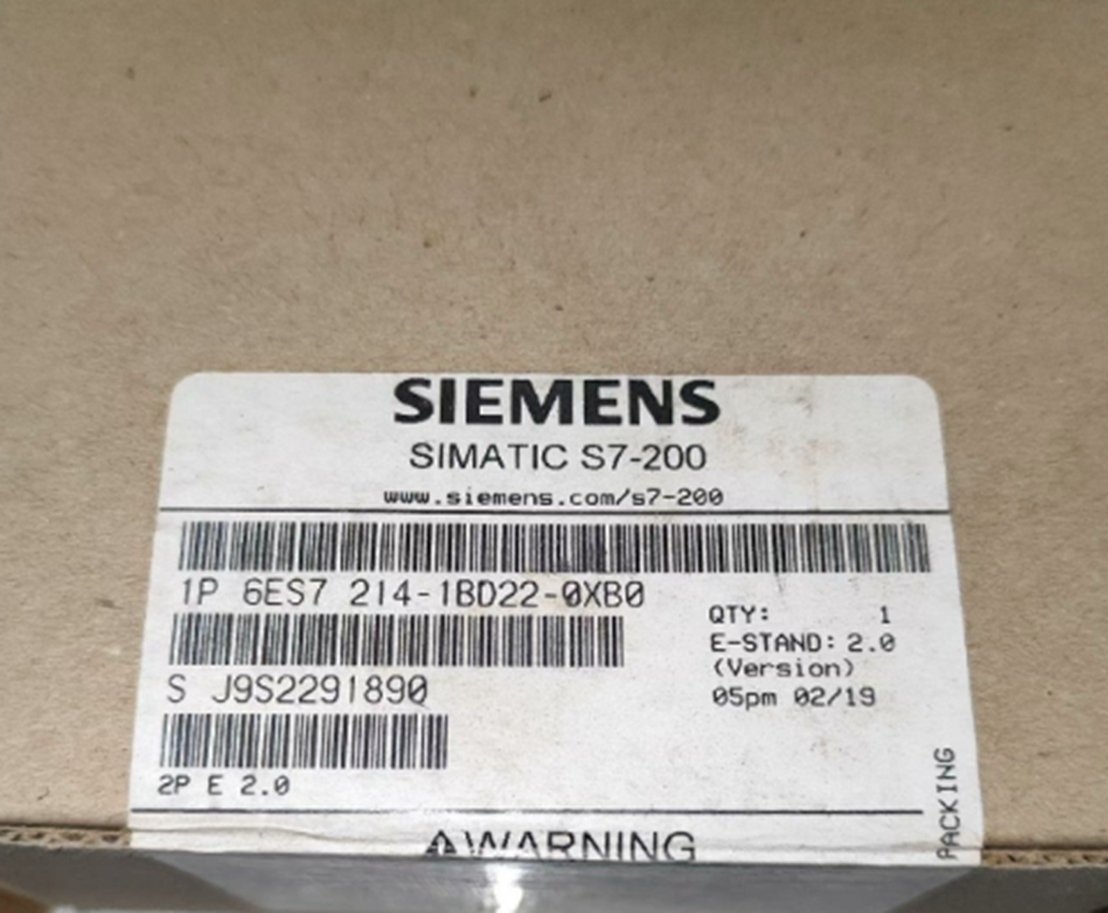 New In Box SIEMENS 6ES7 214-1BD22-0XB0 6ES7214-1BD22-0XB0 PLC Module