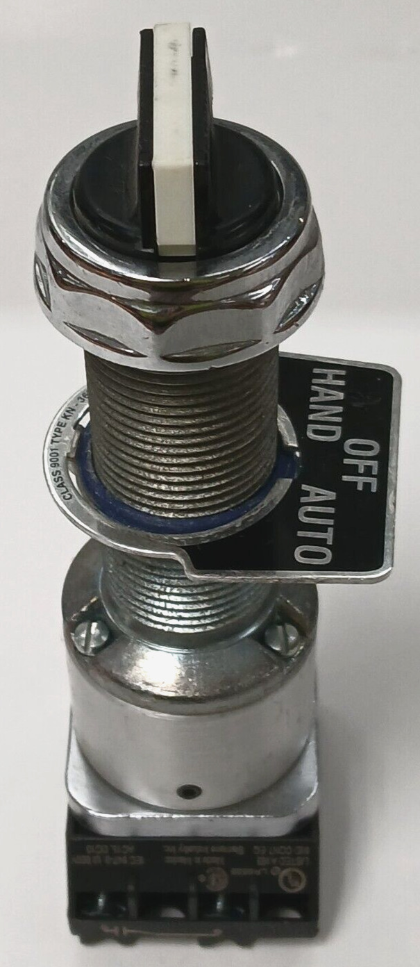 SIEMENS SELECTOR SWITCH 51SA2BALB NON ILLUMINATED W/ CONTACT BLOCK B2BAK SER. H