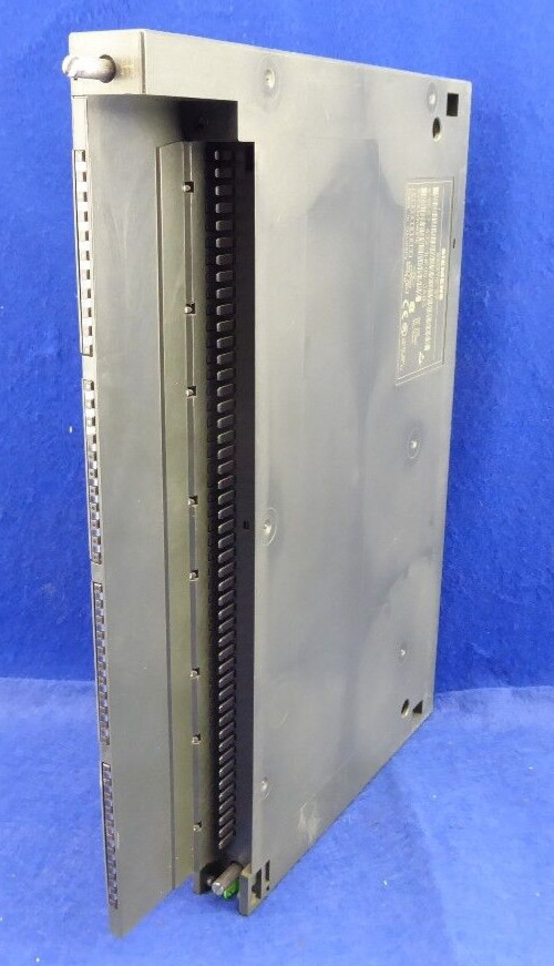 Siemens Simatic S7-400 6ES7432-1HF00-0AB0 SM 432, AO 8x13bit 6ES7 432-1HF00-0AB0