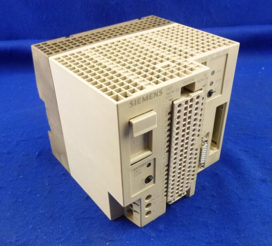 Siemens S5-95U 6ES5 095-8MA01 Compact Device Simatic S5-95U 6ES5 095-8MA01