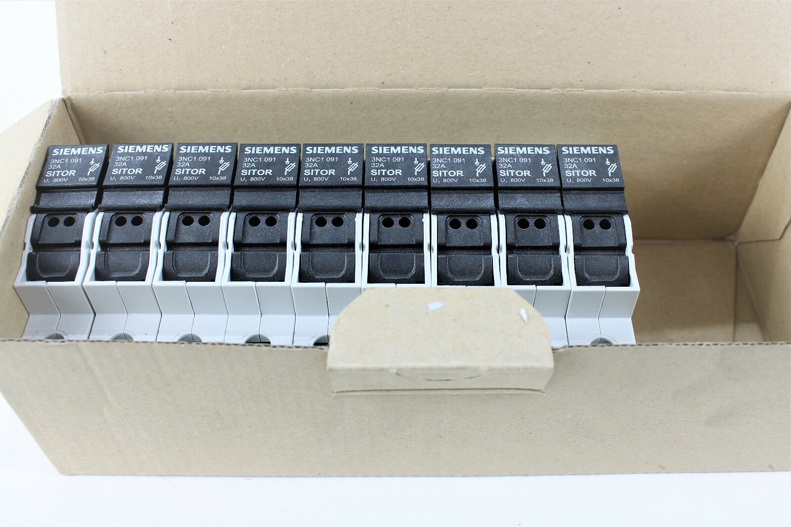 Siemens 2NC1-091-32A Circuit Breaker 9 Pieces 800V 32A Sitor New in OVP