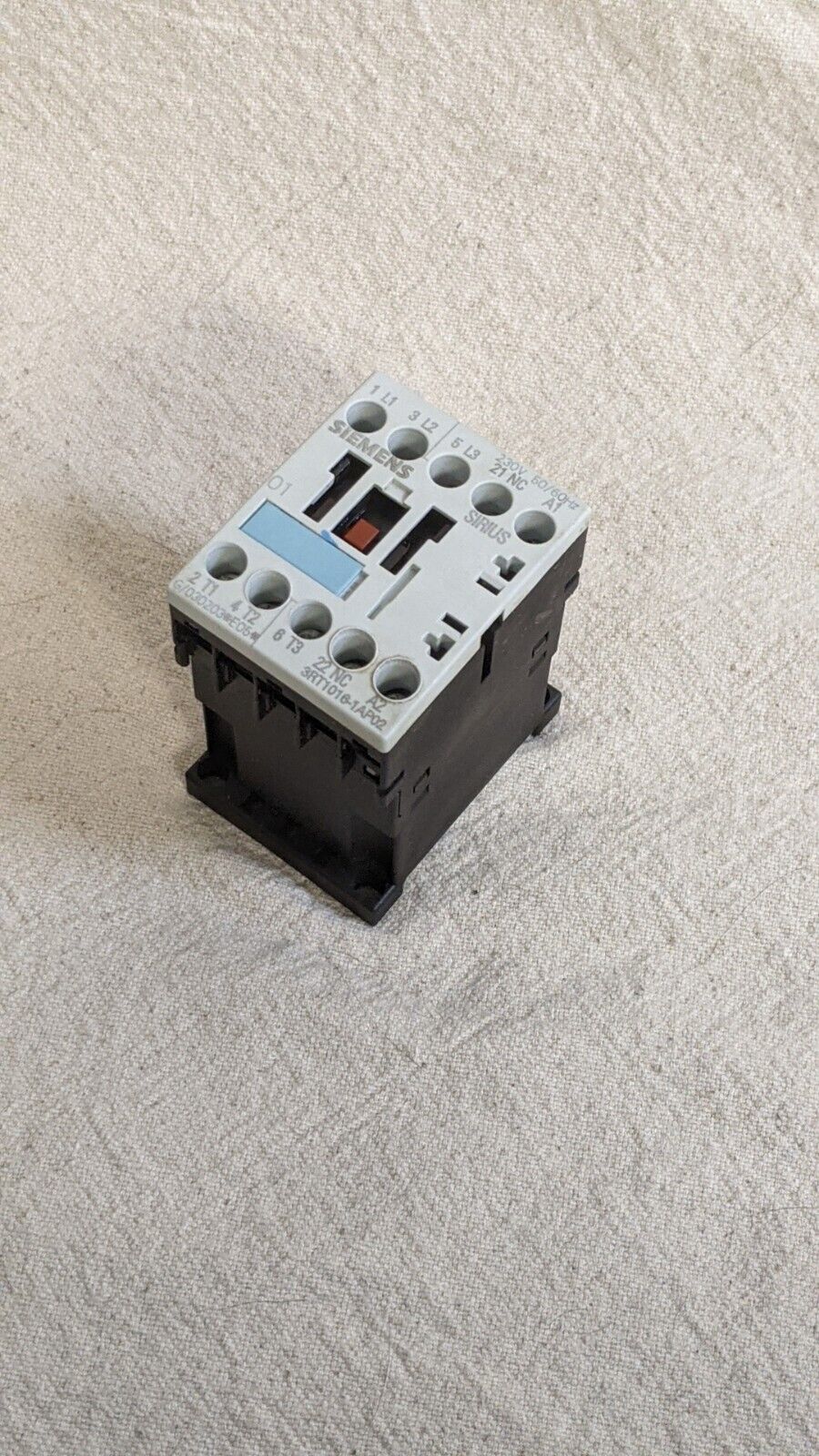 siemens contactor, 230v coil, (sirius 3rt1016-1ap02), ei#0321