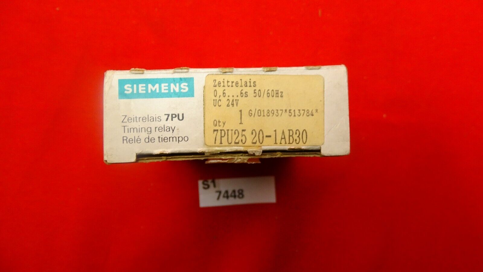Siemens 7PU4020-1AB30 Time Relay