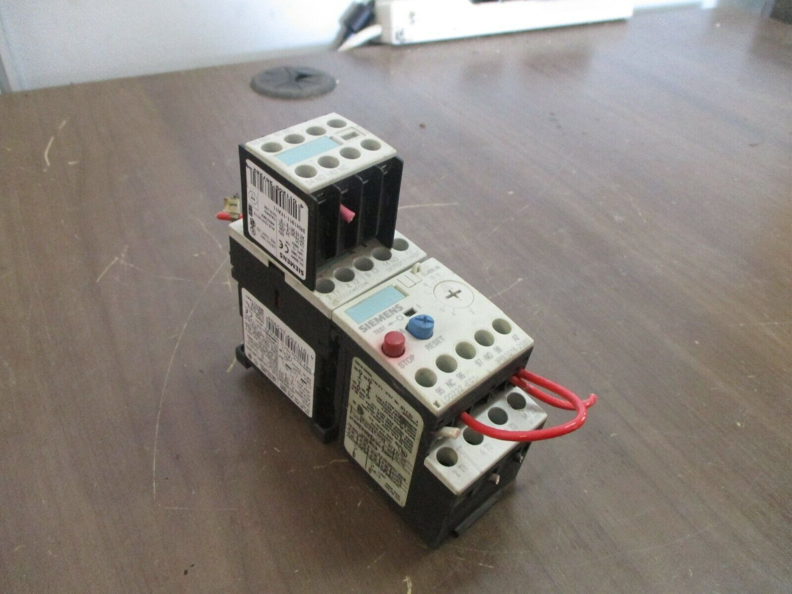 Siemens Starter 3RT1017-1AK61 / 3RB1016-2SBO 120V Coil Trip: 3-12A Used