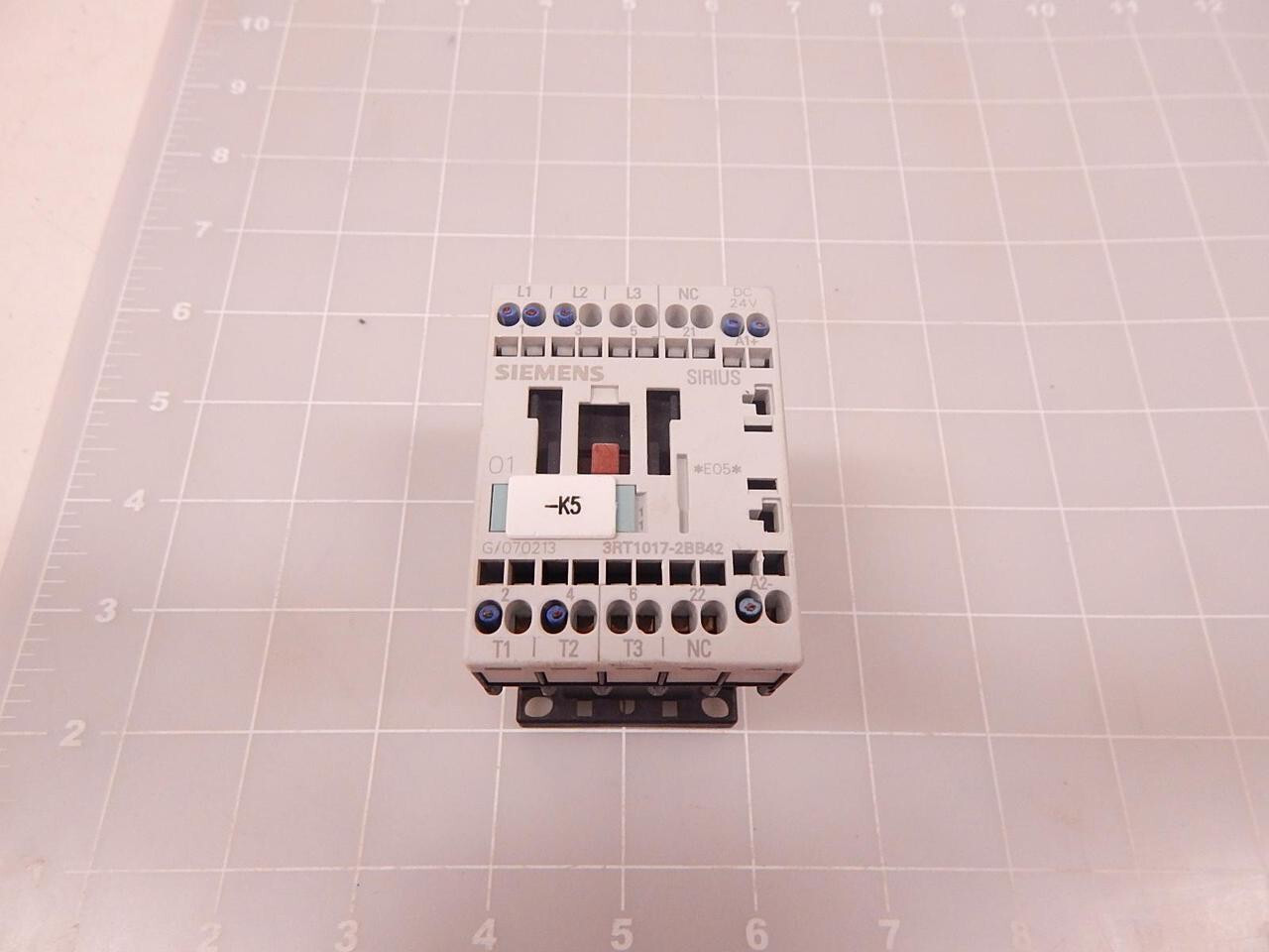 SIEMENS 3RT1017-2BB42 CONTACT T72615