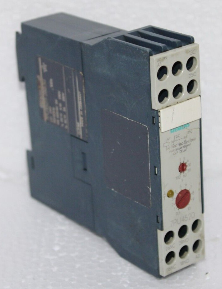 Siemens 7PU4520-2BB30 TIME RELAY, SOLID-STATE