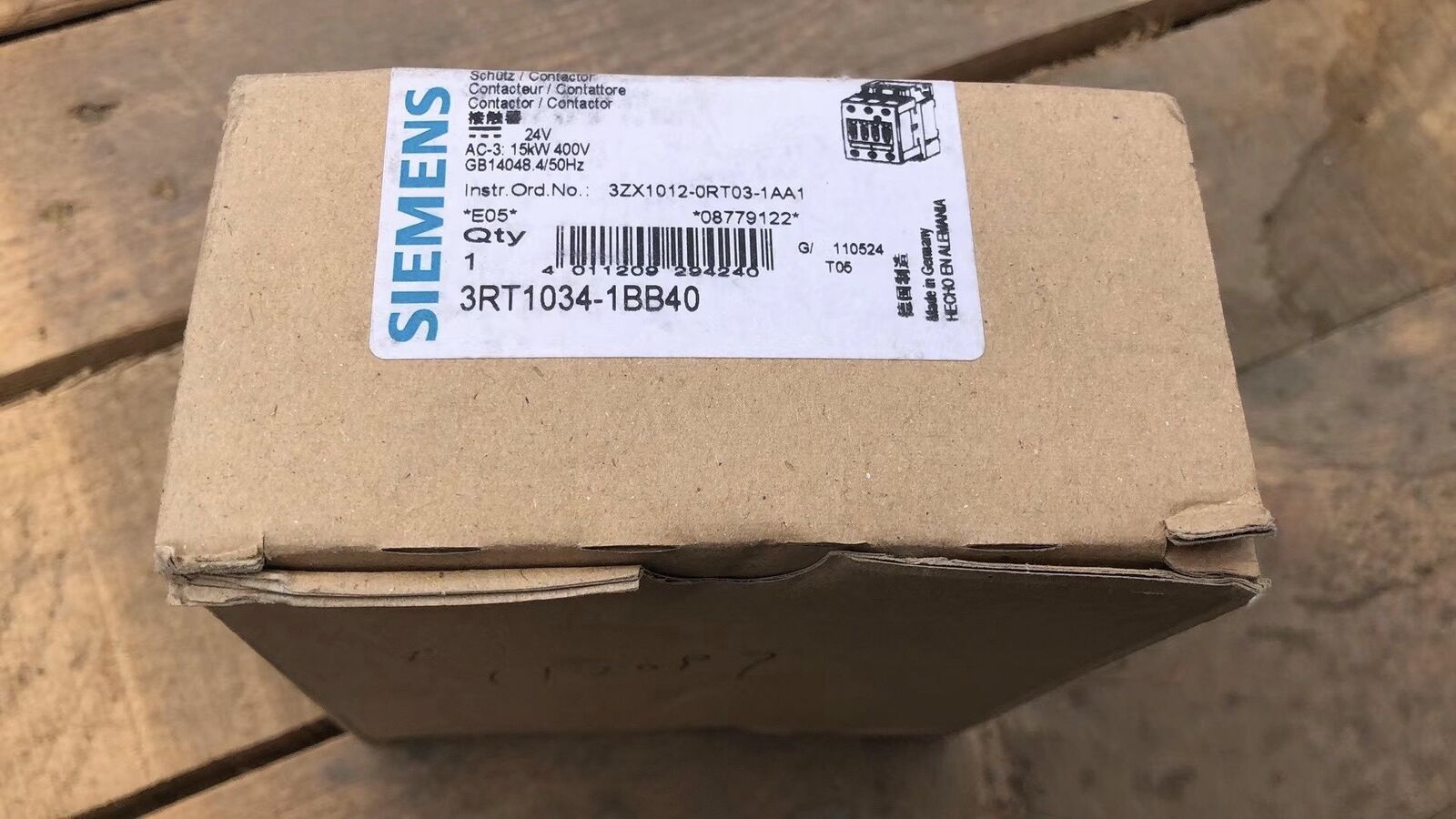 NEW Siemens 3RT1034-1BB40 Sirius Motor Contactor 24V Coil 25HP 400V