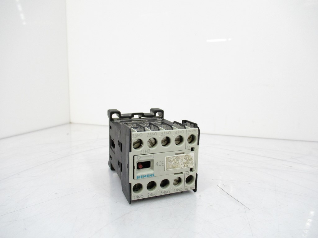 Siemens Furnas Electric Co 3TH2040-0BB4 Contactor Relay