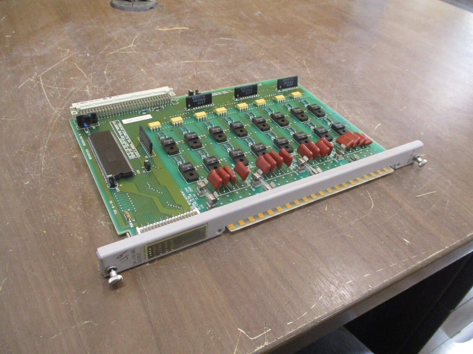 Siemens Output Module 505-4616 24-110VAC Used