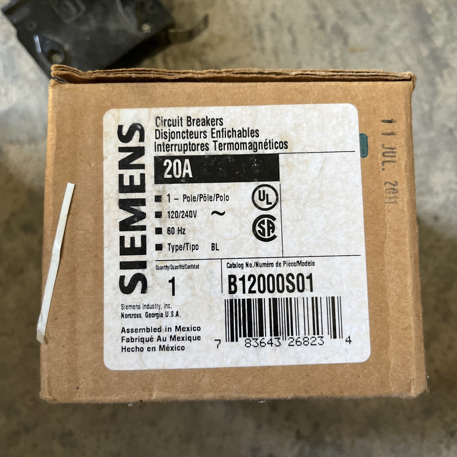 SIEMENS, B12000S01, 1P, 20A, 120VAC SHUNT TRIP, BOLT ON NEW.