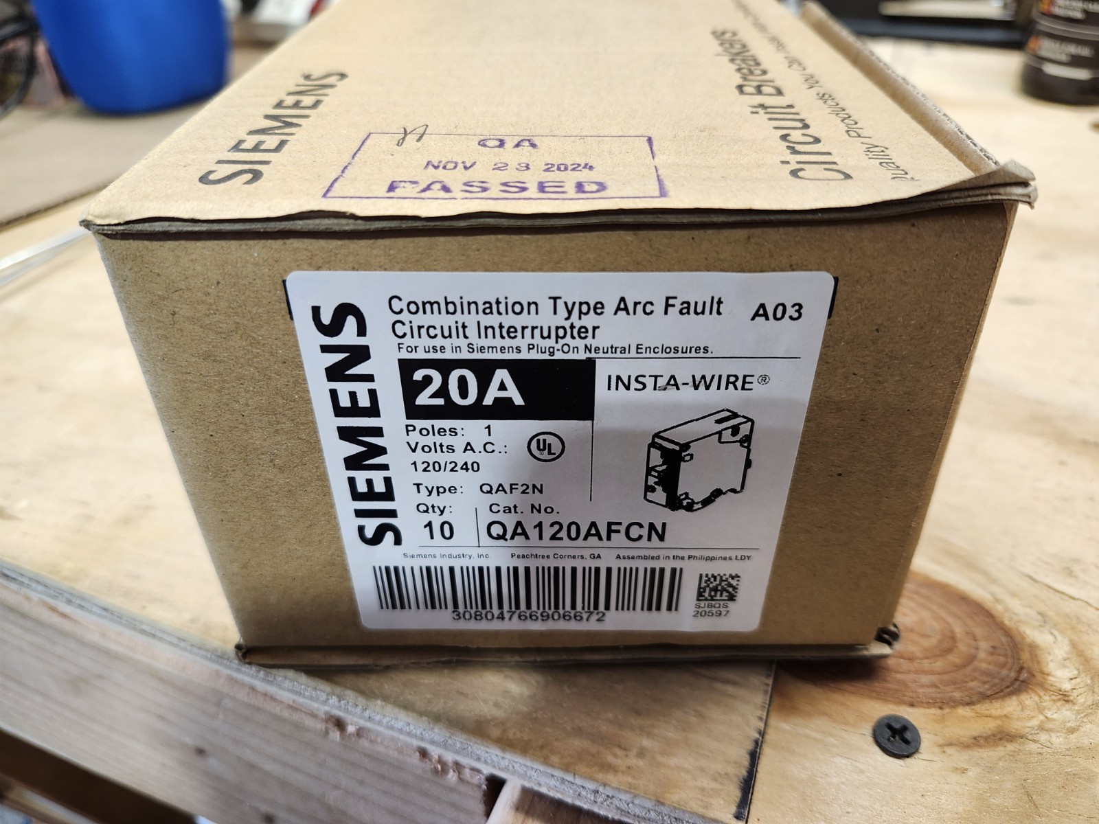 LOT OF 10 SIEMENS QA120AFCN 20A AFCI PLUG ON NEUTRAL NEW