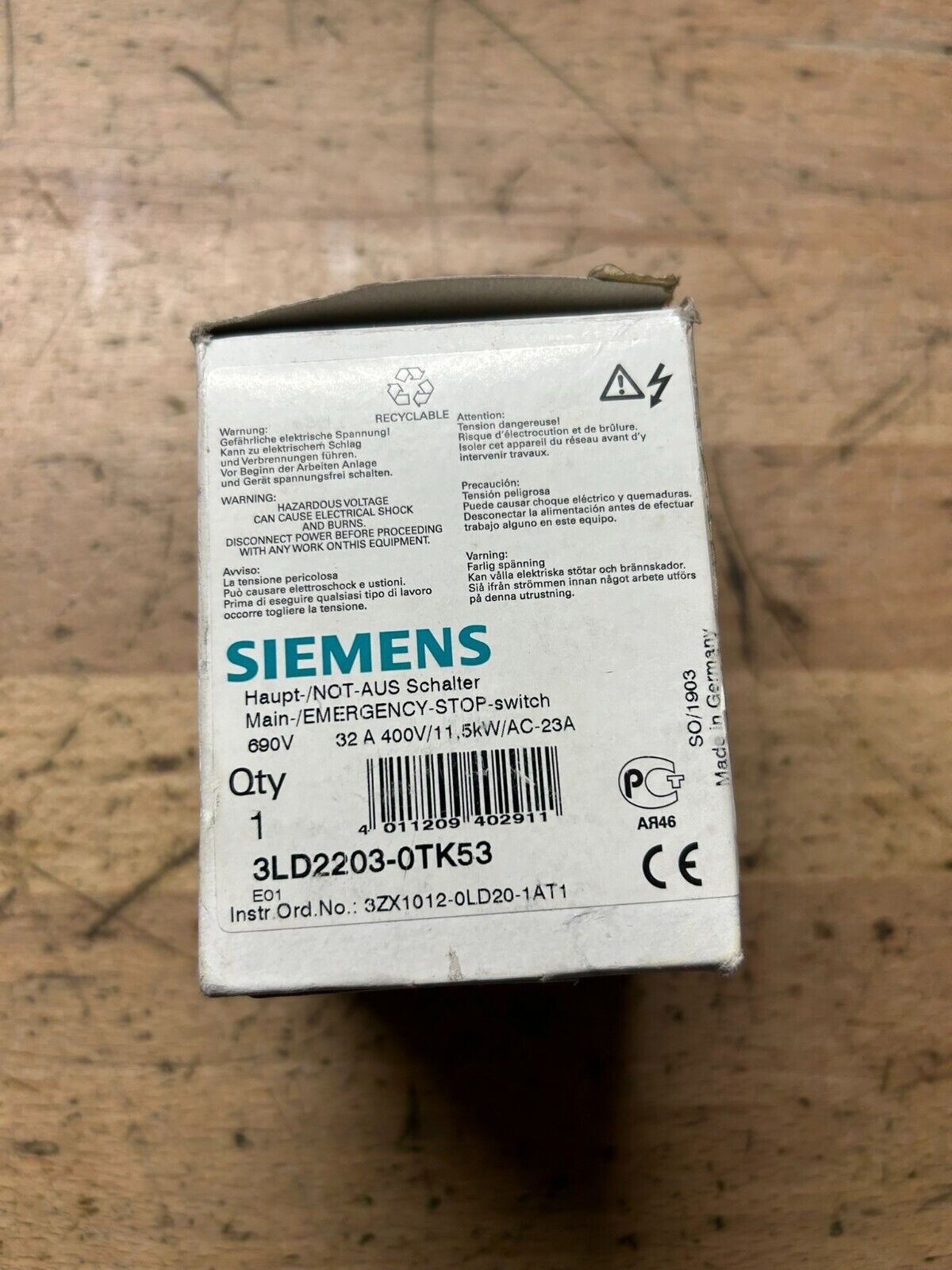 Siemens Switch 3LD2203-0TK53 3LD22030TK53-NEW IN BOX-FREE SHIPPING