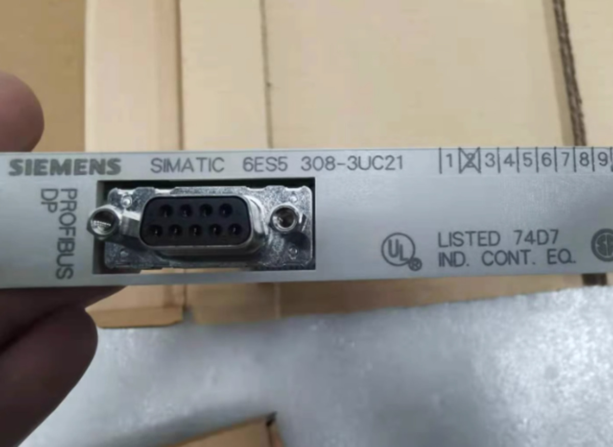 NEW SIEMENS 6ES5308-3UC21 Profibus Interface Module