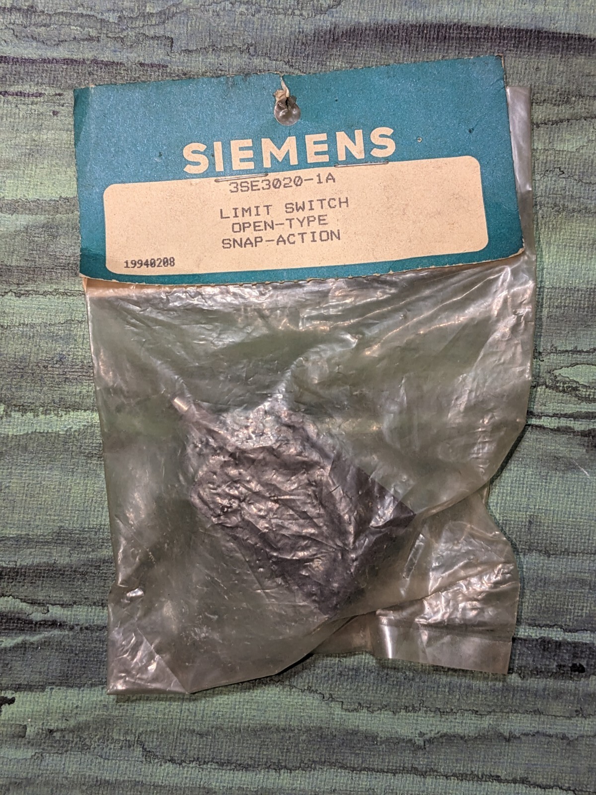 Siemens 3SE3020-1A Limit Switch  