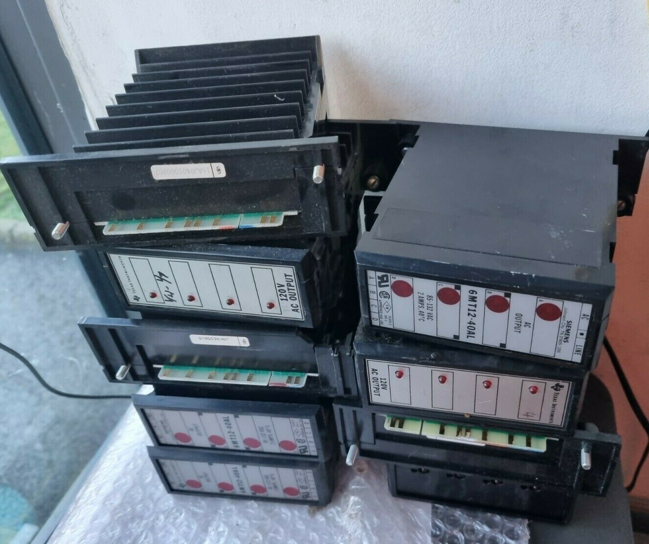TEXAS INSTRUMENTS / SIEMENS 6MT12-40AL OUTPUT MODULE (R3S9.1B2)