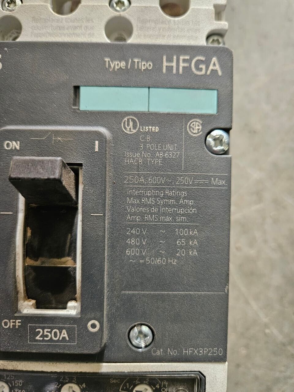Siemens Type HFGA Circuit Breaker 250A Model - HFX3P250