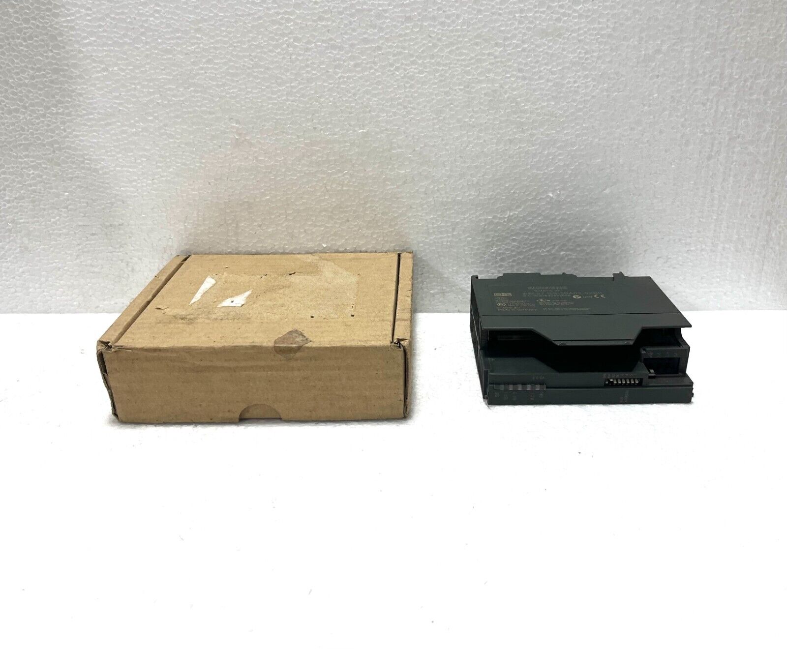 Siemens 6ES7 153-2BA02-0XB0 SIMATIC DP Connection ET200M