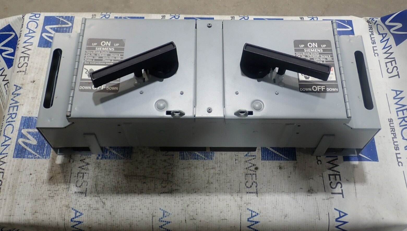 Siemens V7E3633R TWIN Fused  Panel Mount Switch  100 amp 600 volt 3 Phase PM243
