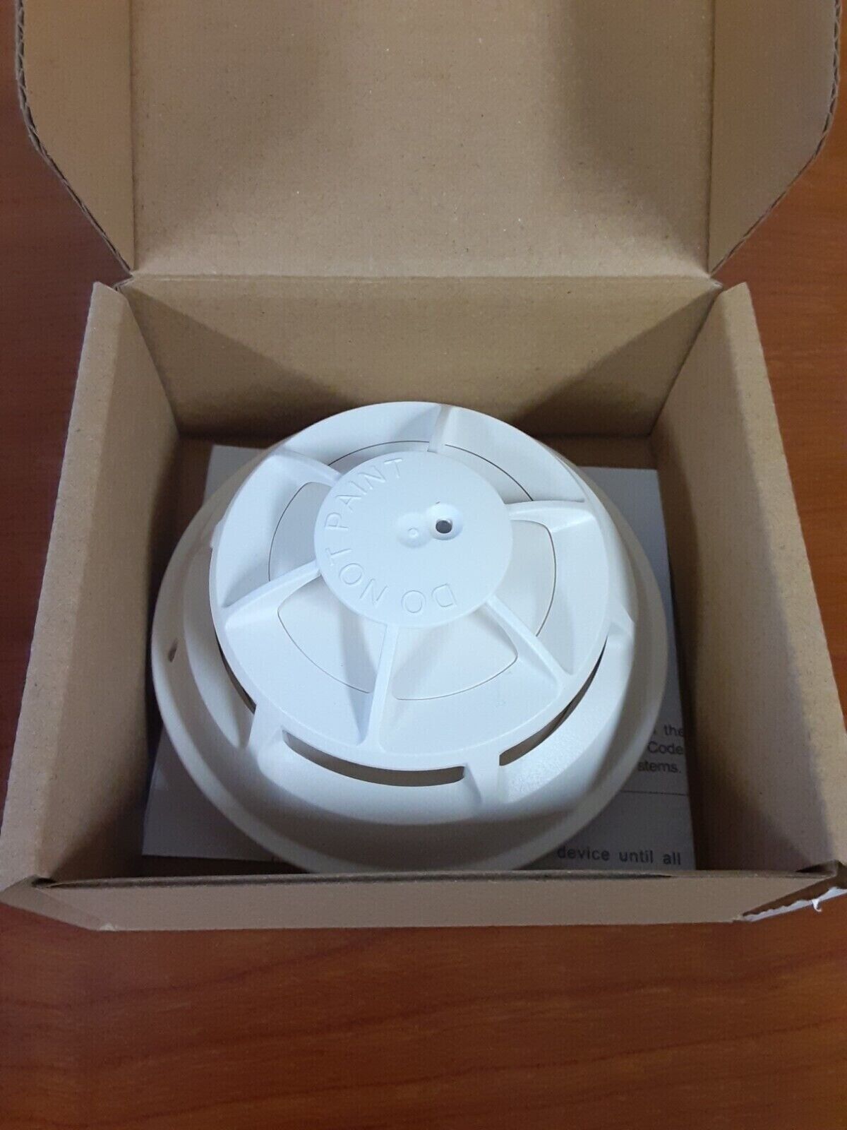 SIEMENS HI 121 FIRE ALARM THERMAL FIRE HEAT DETECTOR FIRE SAFETY