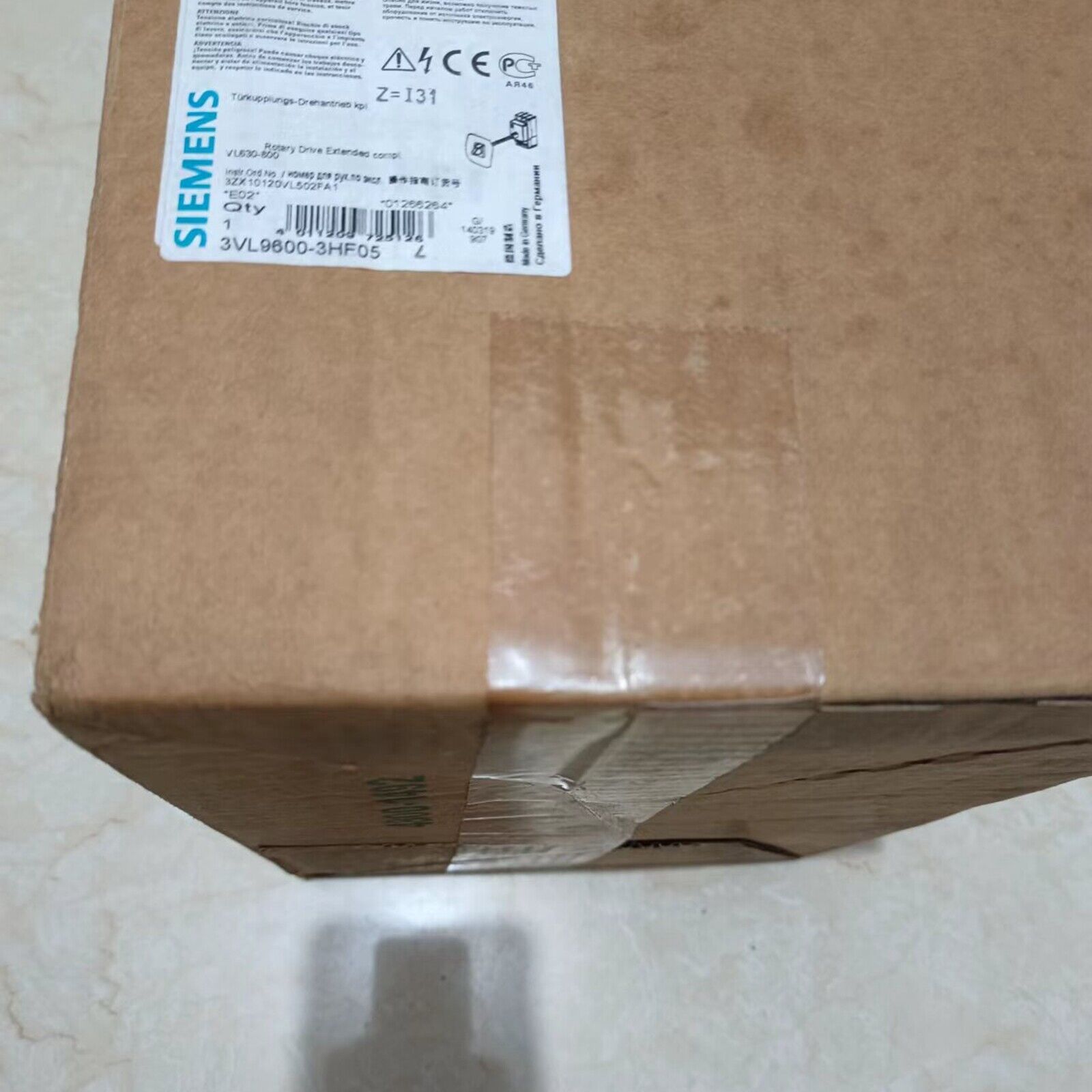 SIEMENS 3VL9600-3HF05 PLC Door Coupling Rotary Breaker NEW