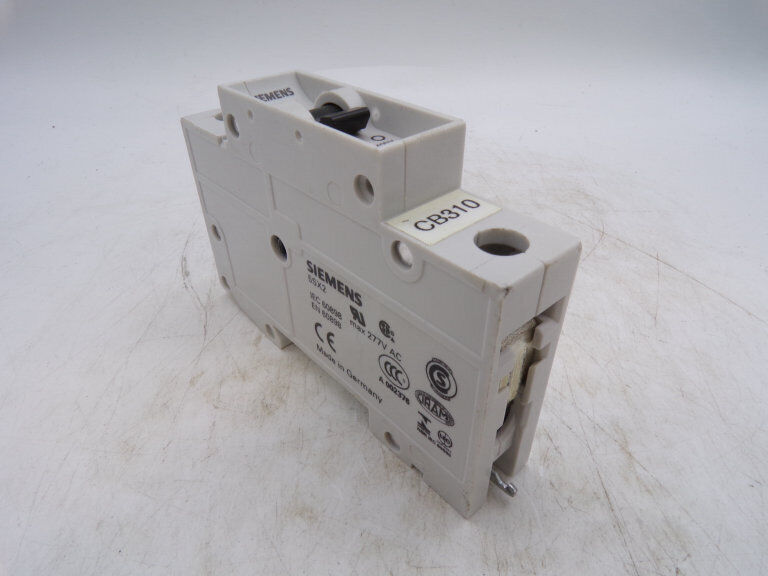 SIEMENS 5SX21-D10 CIRCUIT BREAKER