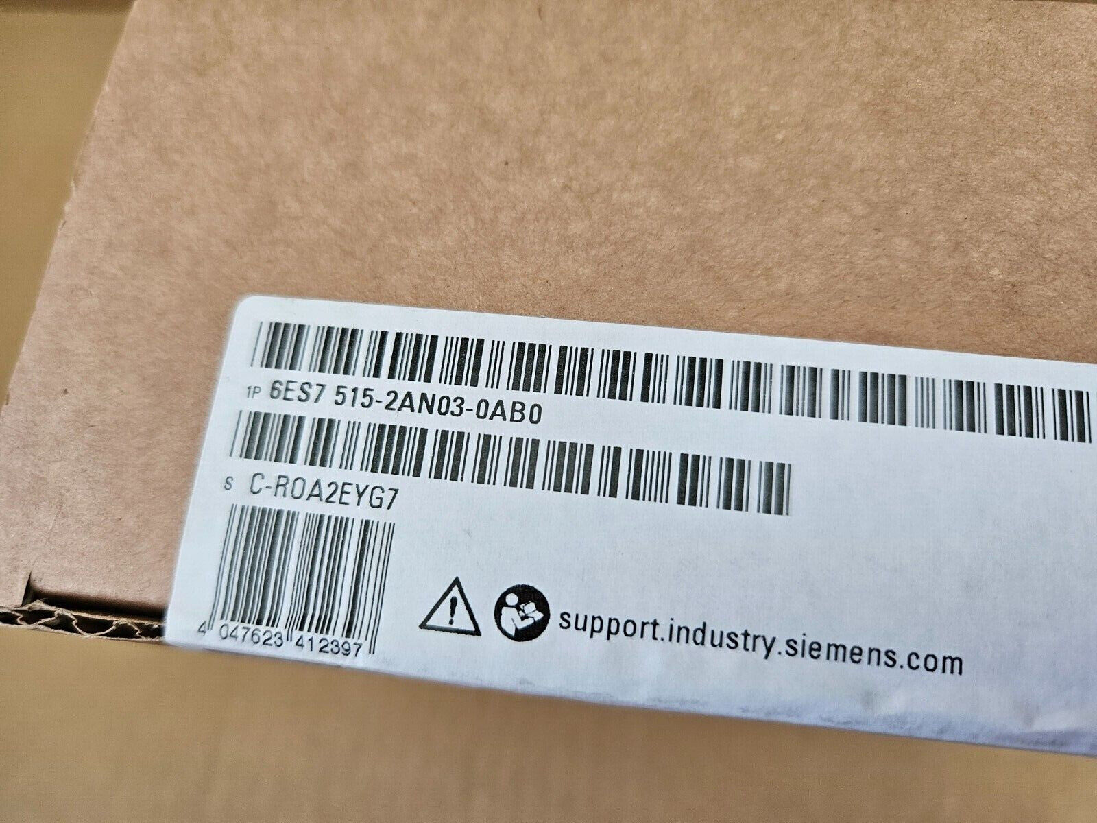 NEW Unopened SIEMENS SIMATIC S7-1500 CPU 6ES7515-2AN03-0AB0 6ES7 515-2AN03-0AB0