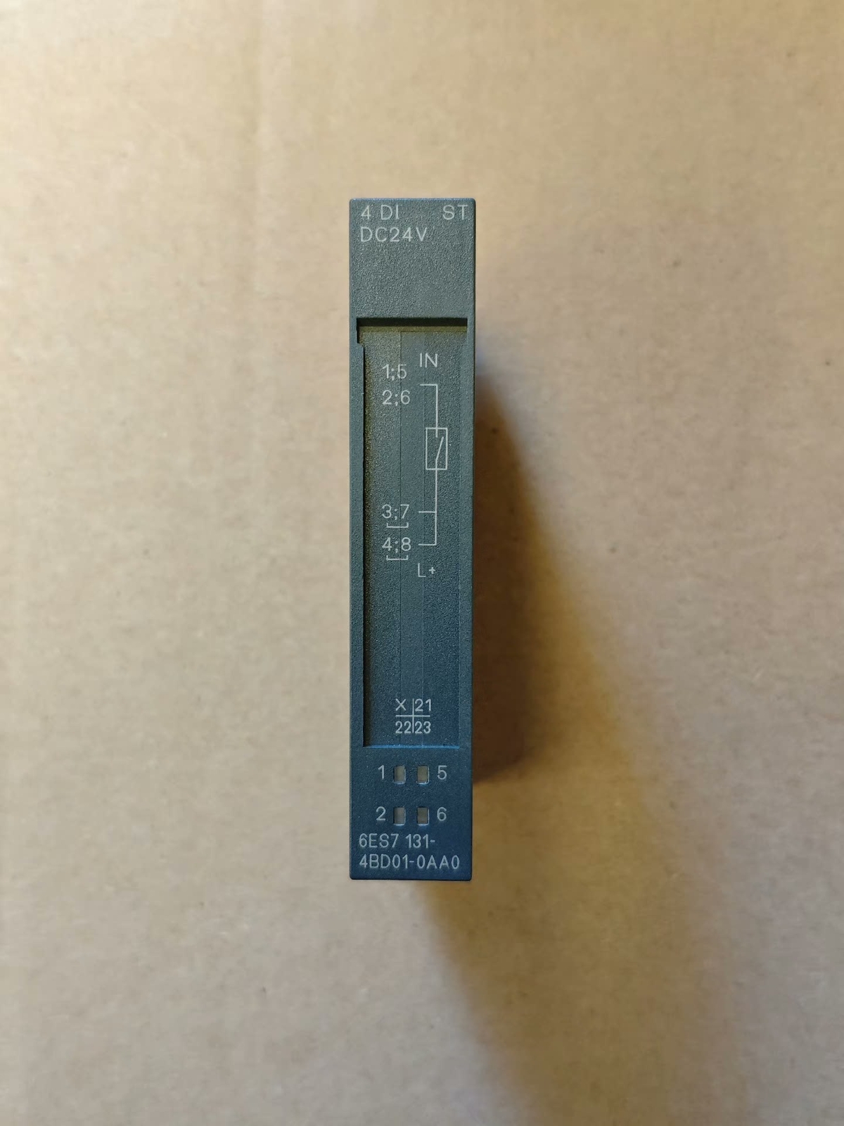 One NEW Siemens  6ES7 131-4BD01-0AA0 NEW