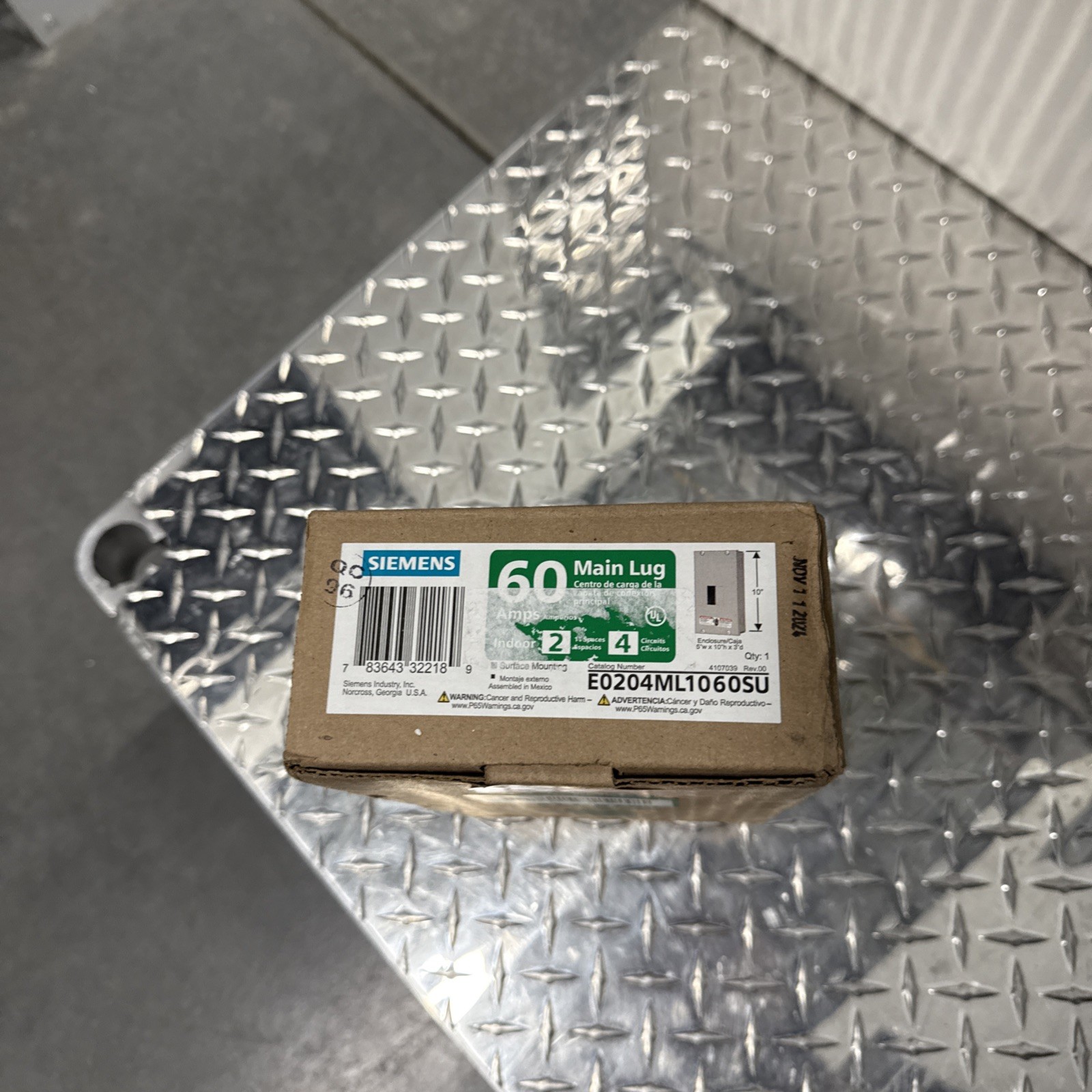 Siemens E0204ML1060SU Indoor Main Lug Load Center, 60 Amp