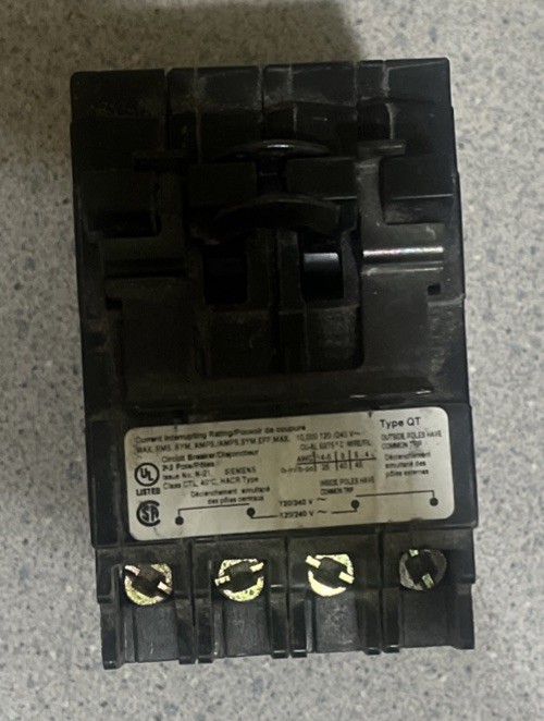Siemens Q23025CT2 Quad Circuit Breaker 2-2 Poles 25 Amp, 30 Amp