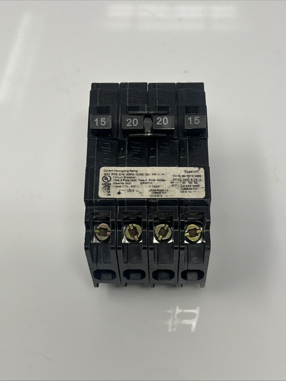 NEW Siemens Q21520CT 4 Pole Circuit Breaker 15A and 20A 120V / 240V