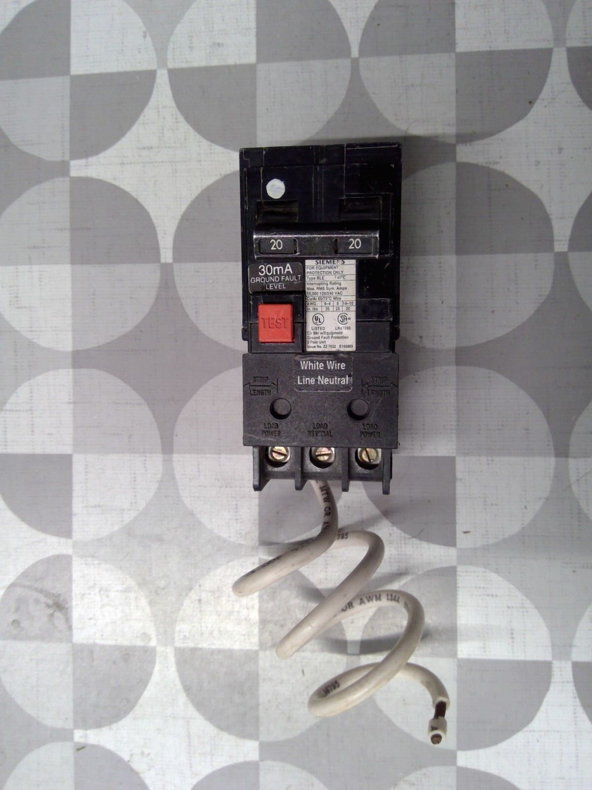 Siemens BLE220GF 2 Pole 20A Ground Fault Breaker **Free Shipping**