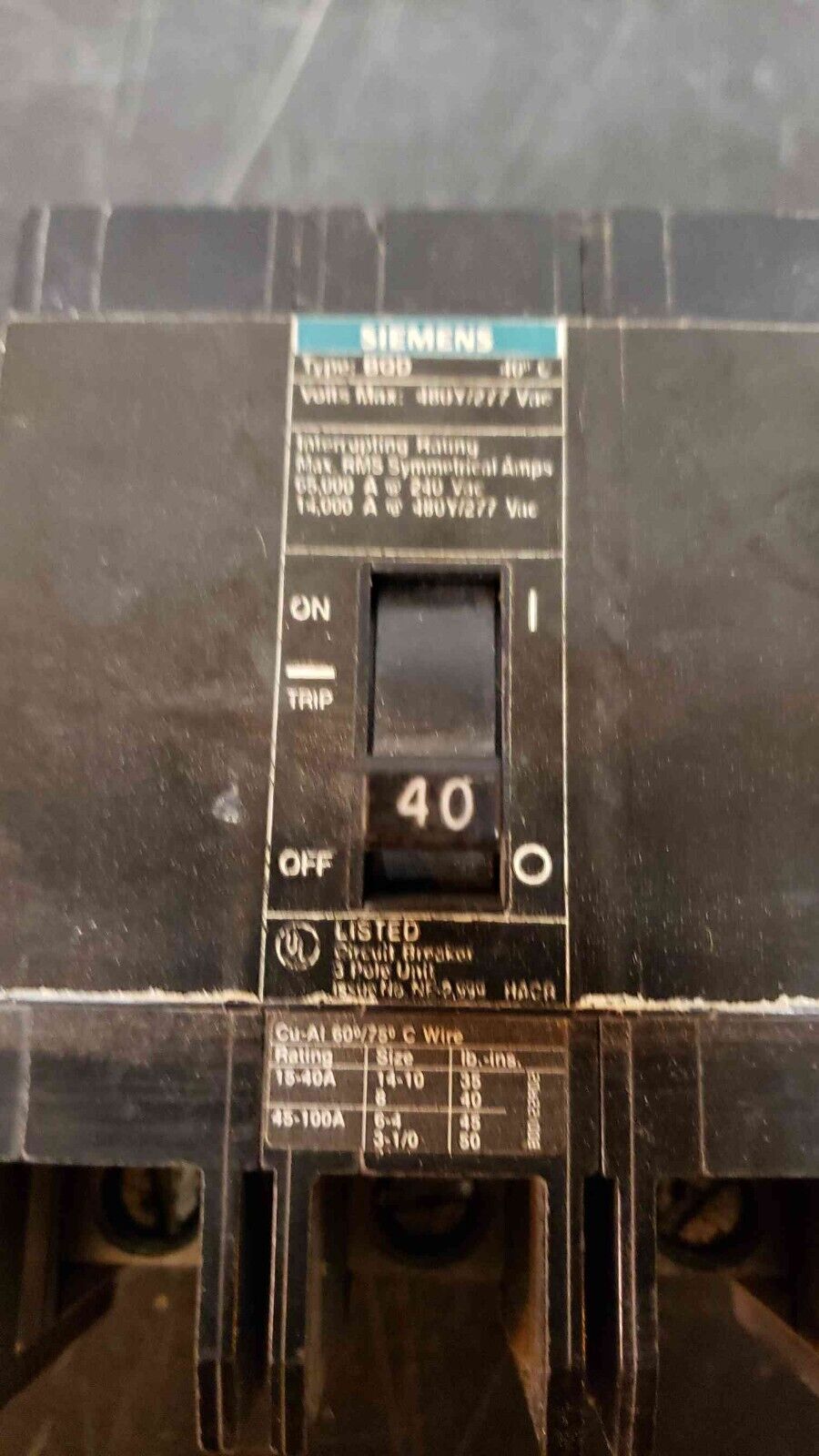 Siemens 40 Amp BQD 3 Pole Breaker (SKU: 2520AA)