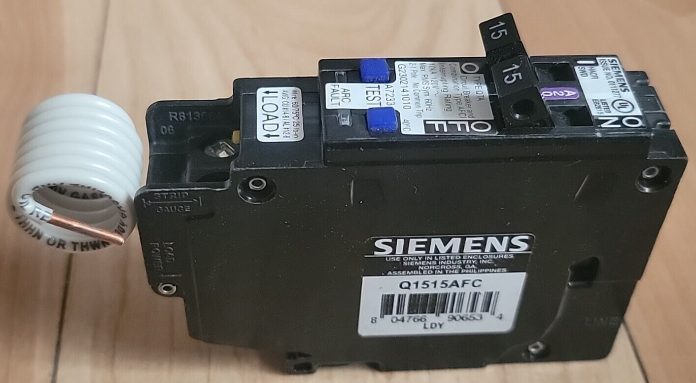 Circuit Breaker Siemens Q1515AFC 15/15 Amp Two 1 Pole AFCI - NEW