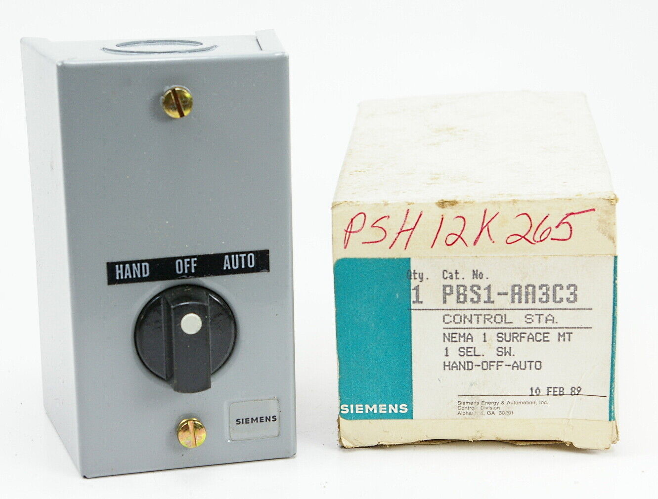 NEW Siemens PBS1-AA3C3 Control Station Hand-Off-Auto Surface Mount Switch NEMA 1