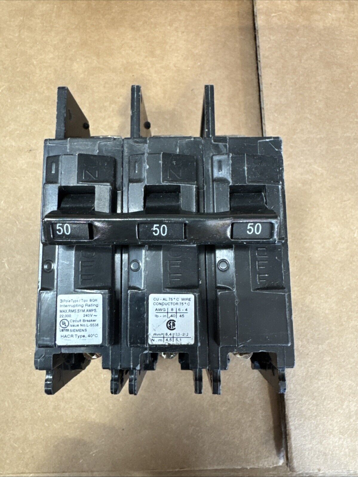 Siemens BQ3B050H 50-Amp 3-Pole 240V Circuit Breaker New No Box