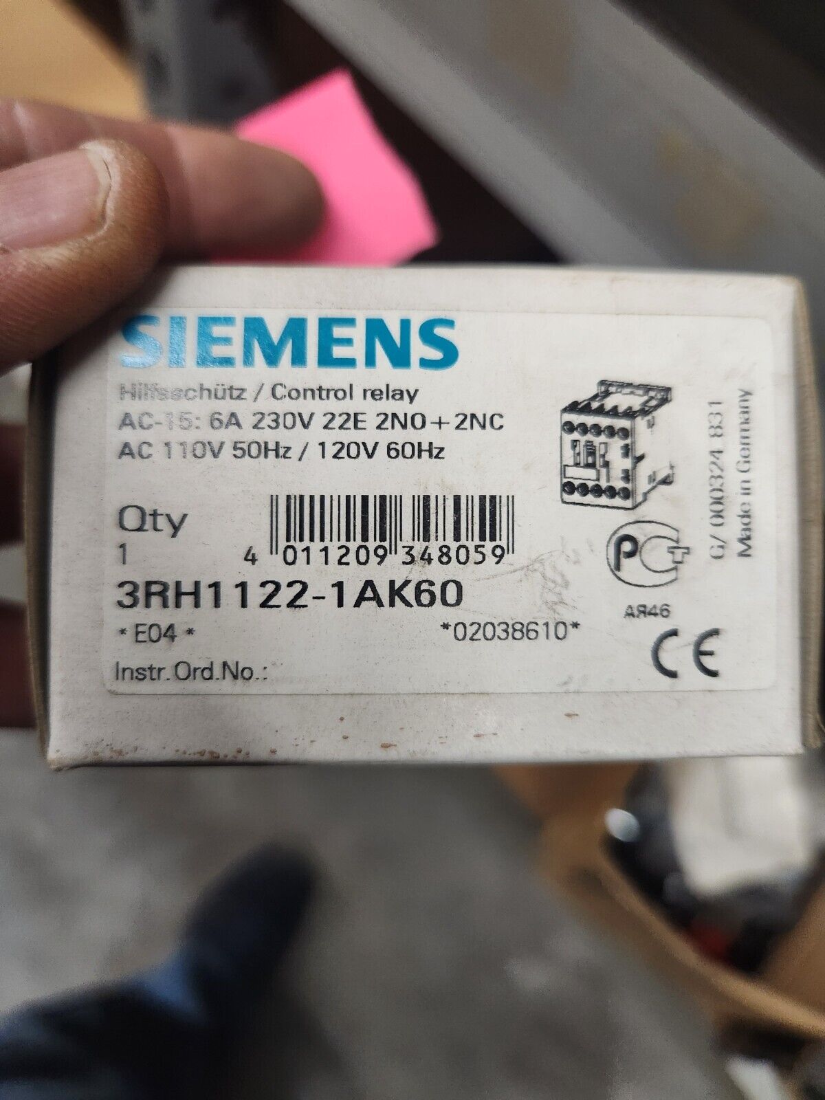 NEW 3RH1122-1AK60 SIEMENS