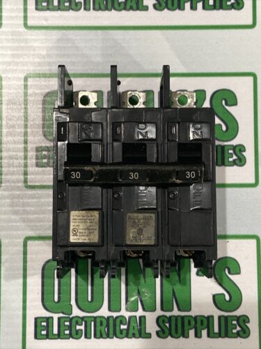 BQ3B030H SIEMENS ITE 3 POLE 30A 240VAC 22KA CIRCUIT BREAKER -TESTED