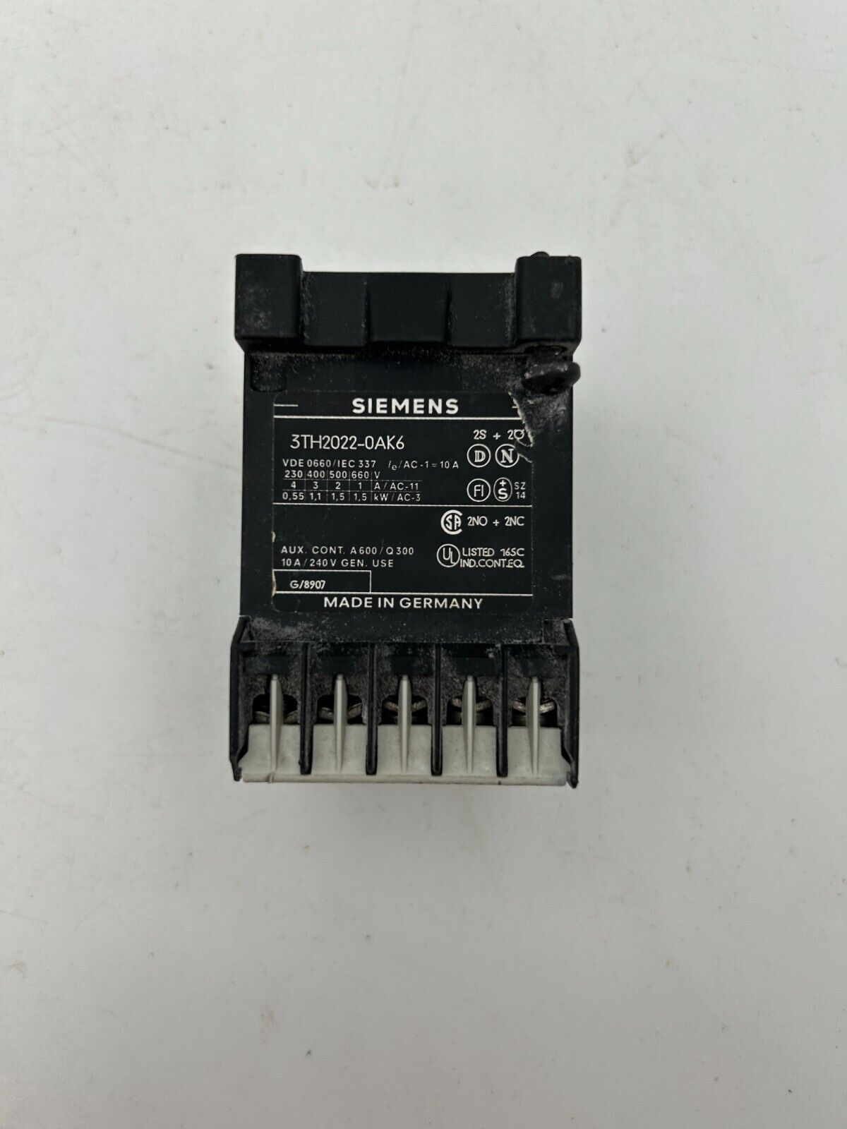 Siemens 3TH2022-0AK6 Contactor ,10 Amps, 240 V