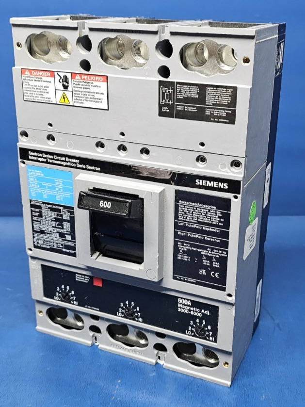 Siemens, LXD63B600 3-Pole 600A 600V Circuit Breaker.