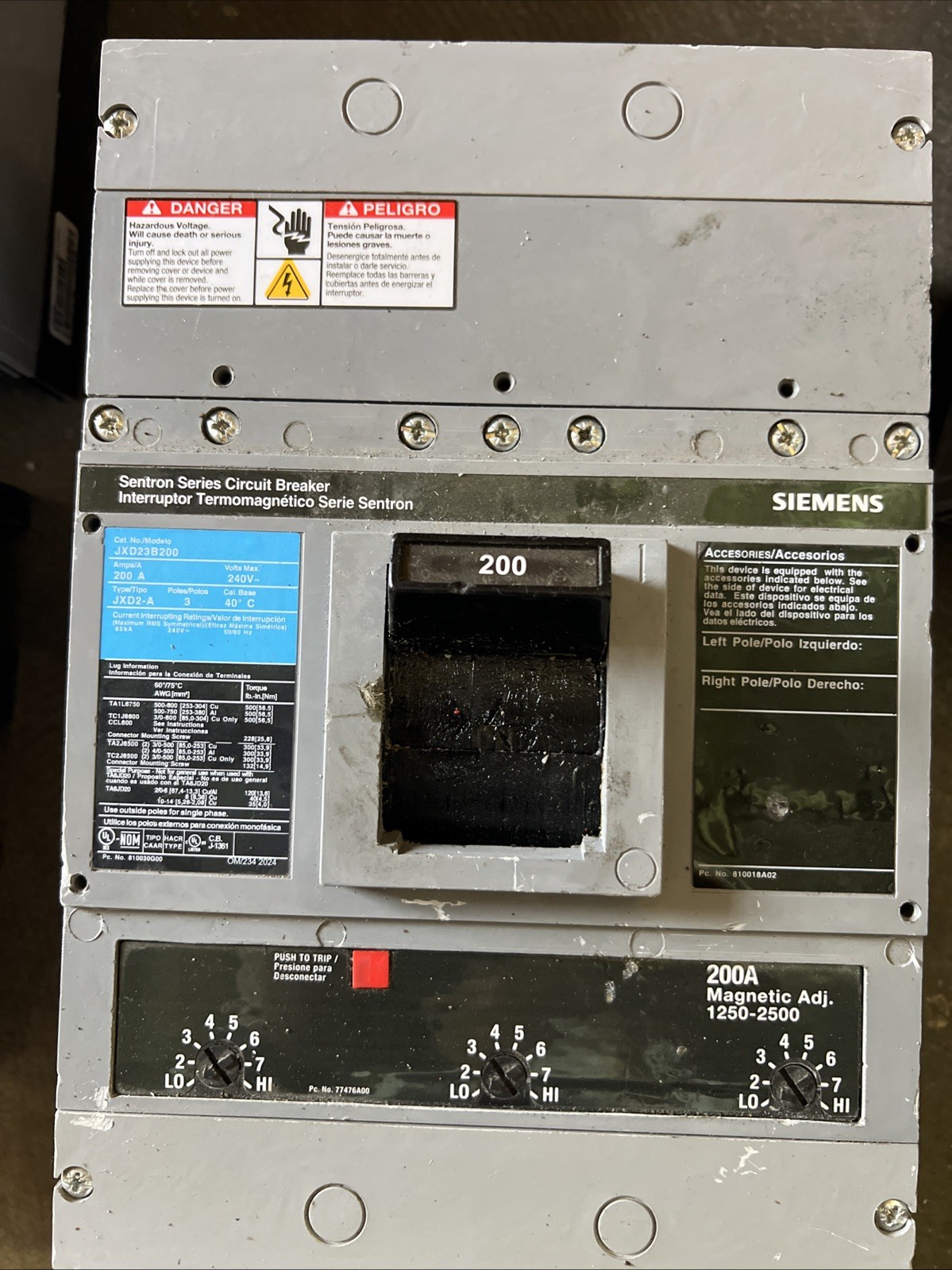 SIEMENS JXD23B200 200A 240V 65kA@240V 3P SENTRON SERIES CIRCUIT BREAKER