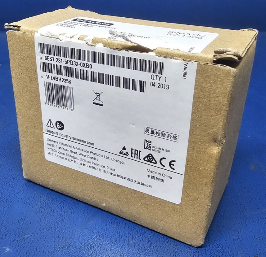 New in Open Box, Siemens 6ES7 231-5PD32-0XB0 Simatic S7-1200 Analog Input Module