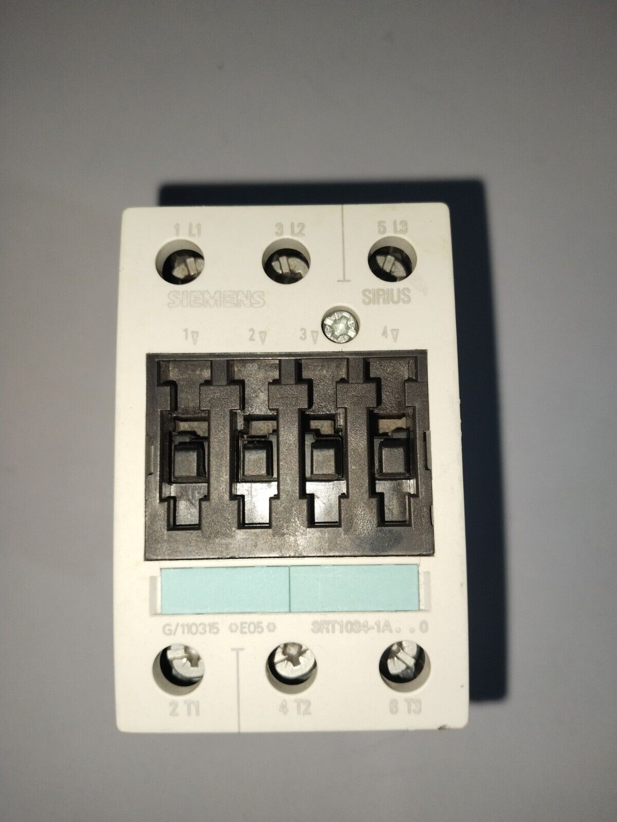 SIEMENS 3RT1034-1A CONTACTOR 230V 50/60 HZ