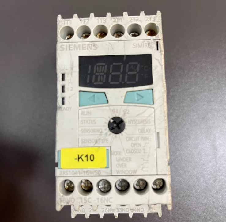 Siemens 3RS1041-1GW50 Temperature Monitoring Relay